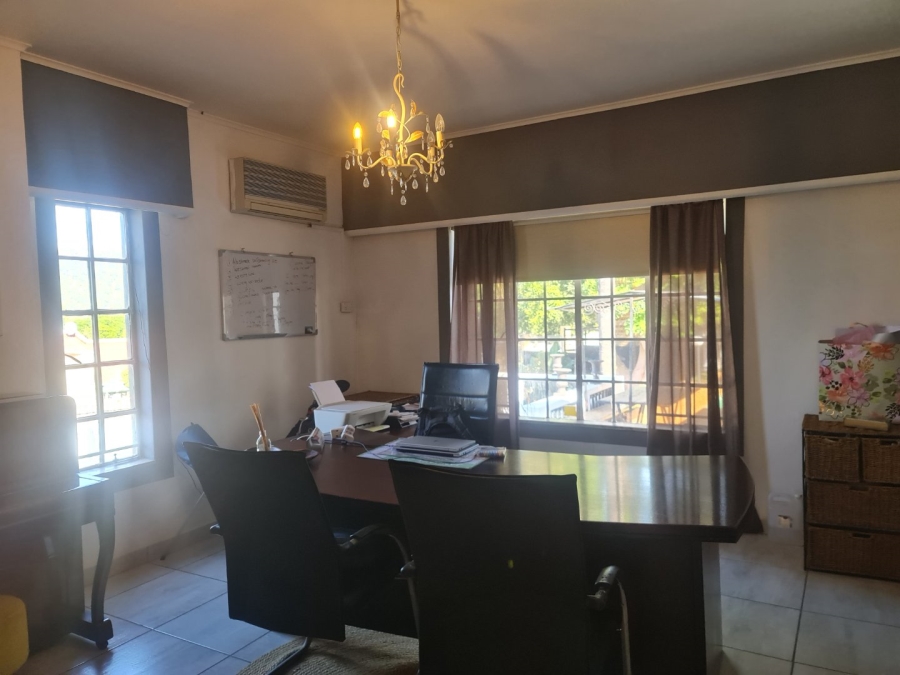 4 Bedroom Property for Sale in Safari Gardens North West